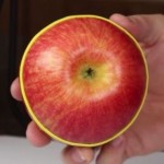 SAVRŠEN TRIK ZA JABUKE: Isjecite ih na ovaj način i SATIMA će ostati svježe (VIDEO)