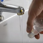 Kada vidite šta je od njih napravio, nikada više nećete bacati pregorjele sijalice (VIDEO)
