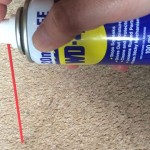 Poprskao je pod u kući sprejem WD-40. Kada vidite razlog, odmah ćete kupiti jedan!
