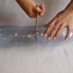 Izrezala je običnu plastičnu flašu, a onda od nje napravila genijalnu stvar