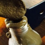 Sipao je beton u sijalice a kada je završio, dobio je nešto što će mu služiti narednih 100 godina!