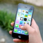 Pomiješao je vodu i sodu bikarbonu: Šta je onda napravio sa svojim mobitelom će vas RASPAMETITI!