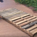 Spojio je dvije drvene palete: Ono što je napravio odmah ćete poželjeti u svom vrtu