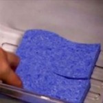 Stavite TRI SUNĐERA u frižider: Zvuči čudno, ali rezultat će vas OBORITI S NOGU
