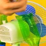 Uzeo je dvije plastične flaše i od svog običnog ventilatora napravio pravi mini klima uređaj! (VIDEO)